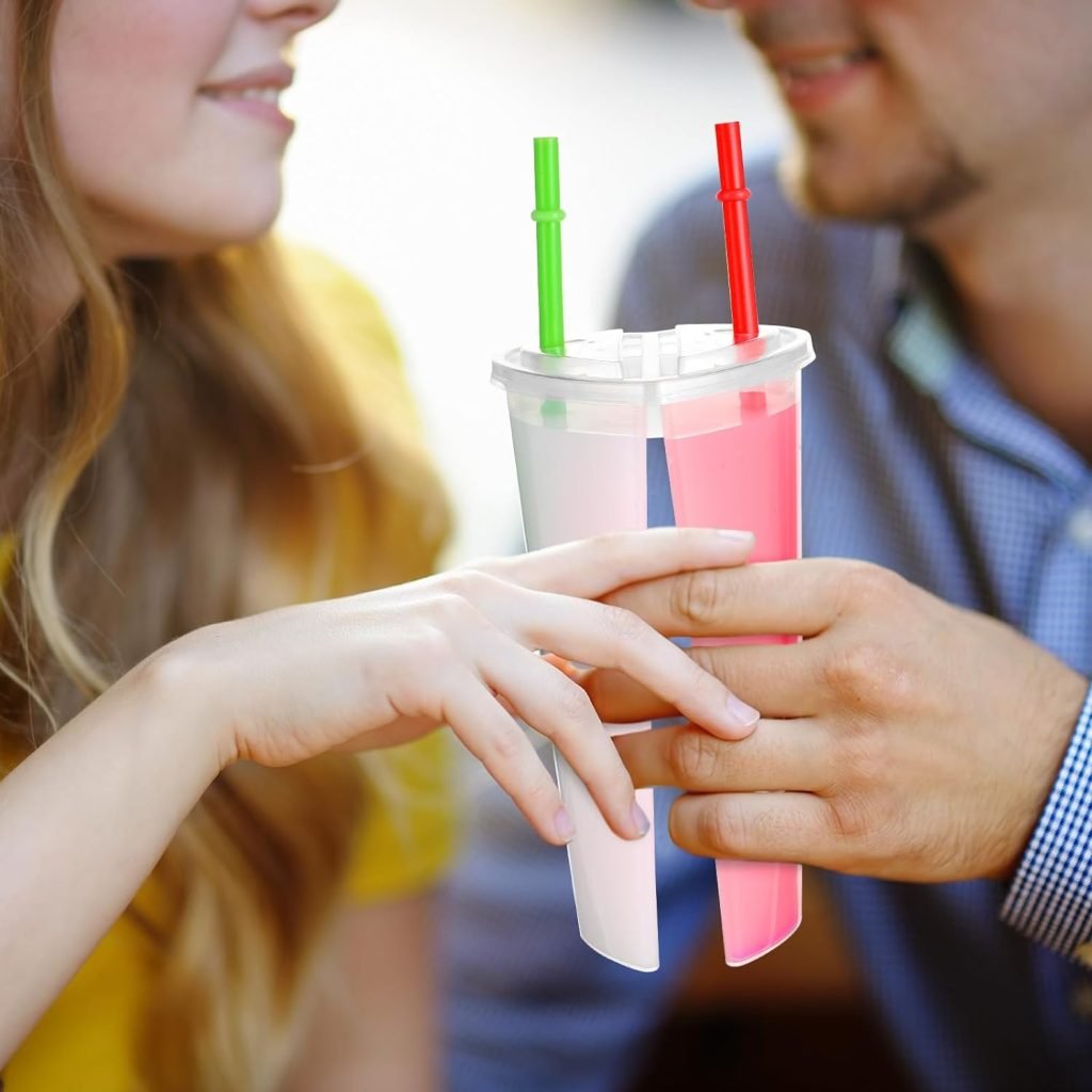 Hoolerry 40 Pcs Heart Shaped Disposable Plastic Cup with Lids 22 Ounce Couple Sharing Split Cup Clear Bubble Tea Cup for Smoothie Coffee Drink Valentines Day Home Party Supplies